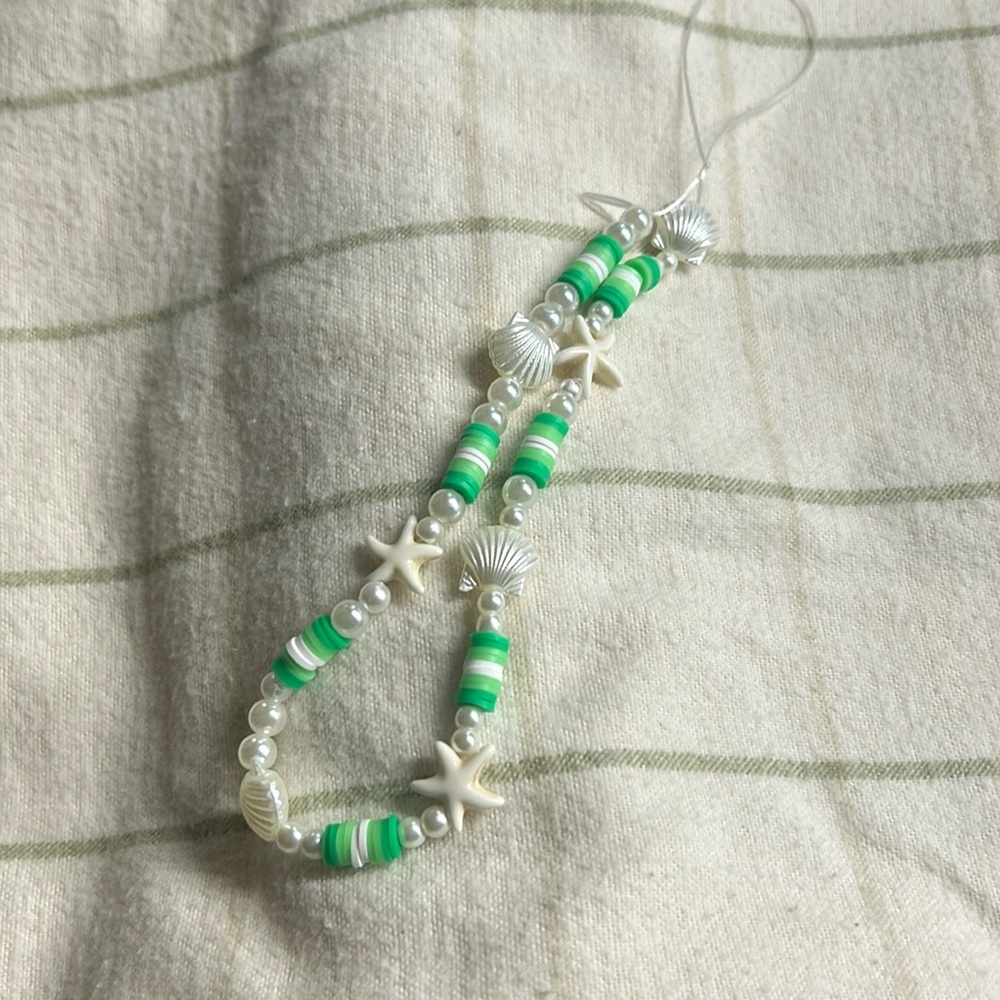 GREEN SUMMER PHONE CHARM !!💚🌊